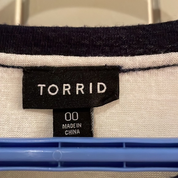 Short Sleeve Raglan Torrid Shirt - Picture 3 of 5